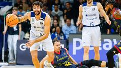 Ricky y Tomic mantienen a flote a la Penya