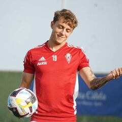 Loren Burón es el décimo fichaje del Antequera