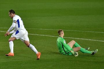 Kike García marca el 0-1 para el Eibar. 