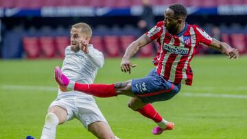 Moussa Demb&eacute;l&eacute; con el Atl&eacute;tico.