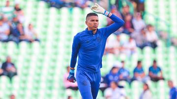 Kevin Mier of Cruz Azul during the 11th round match between Santos and Cruz Azul as part of the Torneo Clausura 2024 Liga BBVA MX at TSM -Corona- Stadium on March 09, 2024 in Torreon, Coahuila, Mexico.