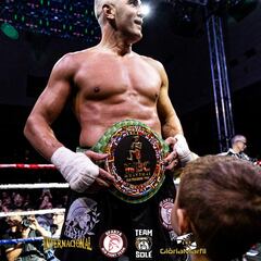 Noche de gloria para César Córdoba en su despedida