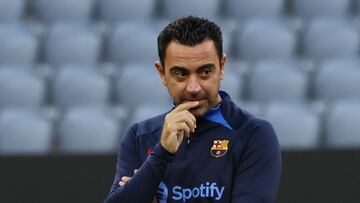 Soccer Football - Champions League - FC Barcelona Training - Allianz Arena, Munich, Germany - September 12, 2022 Barcelona coach Xavi during training REUTERS/Lukas Barth