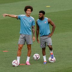 Lemar progresa adecuadamente y Barrios ya está sobre el césped