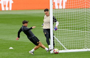 Brahim Díaz y Kepa.