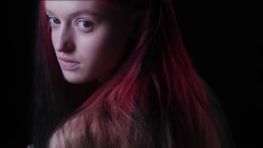 Fire, el tinte inteligente que adapta tu color de pelo al entorno