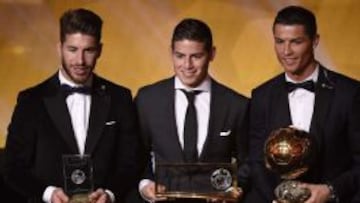 James Rodr&iacute;guez (Premio Pusk&aacute;s) junto con sus compa&ntilde;eros del Real Madrid en la &uacute;ltima gala del Bal&oacute;n de Oro 