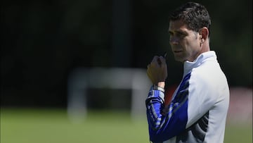 Fernando Hierro, destituido como entrenador del Oviedo.