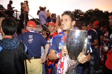 Ya como titular, y empezando a ser importante en el equipo, Koke gan車 con el Atl谷tico la Supercopa de Europa al derrotar por 1-4 al Chelsea el 31 de agosto de 2012. Para muchos fue uno de los mejores partidos continentales del conjunto madrile?o. En M車naco, y ante 14.500 espectadores, el Atl谷tico se llev車 la Supercopa europea. El once de Simeone fue el siguiente: Courtois; Juanfran, Miranda, God赤n, Filipe Luis; Koke (Ra迆l Garc赤a, 81'), Mario Su芍rez, Gabi, Arda Turan; Adri芍n (Cebolla Rodr赤guez, 56') y Falcao (Emre, 88'). Falcao logr車 tres goles y el cuarto lo hizo Miranda.