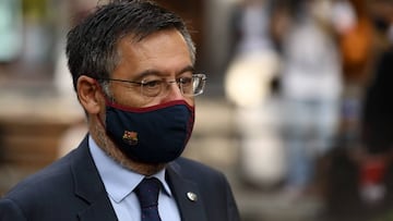 Barcelona: president Bartomeu facing vote of no confidence