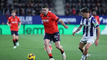Areso defendiendo la camiseta de Osasuna frente a la Real.