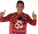 Arsenal ya vive la Navidad con Alexis Sánchez como modelo