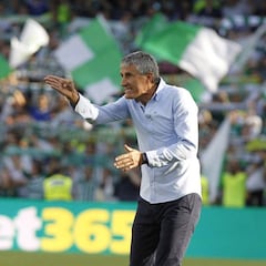 Quique Setién ya tiene a toda
la plantilla del Betis enchufada