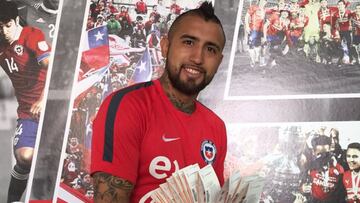 Vidal regala entradas en medio de la polémica por alto precio