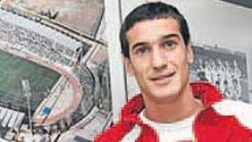 <b>FELIZ. </b>Calle, el día que se incorporó a la disciplina del Albacete.