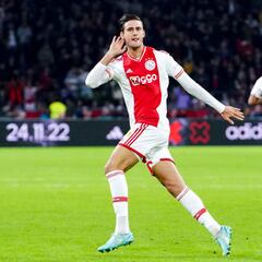 El Ajax pierde el liderato