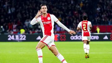 El Ajax pierde el liderato