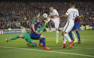 Photo Gallery: The best images from Barcelona vs PSG