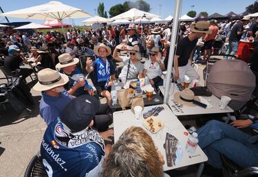 Gran ambiente minutos antes de la final de la Copa el Rey 2025 de rugby entre el Valladolid Rugby Asociación Club e Inexo El Salvador en el estadio José Zorrilla.