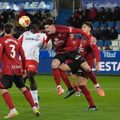 El Mirandés aventura varias llegadas en el mercado de invierno