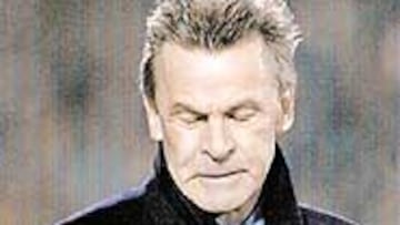 <b>MÁS TENSIÓN.</b> Hitzfeld pide a su plantilla concentración extra de cara a los próximos compromisos.