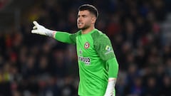 Brentford&#039;s Spanish goalkeeper Alvaro Fernandez reacts during the English Premier League football match between Southampton and Brentford at St Mary&#039;s Stadium in Southampton, southern England on January 11, 2022. (Photo by Glyn KIRK / AFP) / RES