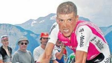 <b>TRISTE FINAL. </b>Jan Ullrich se ha visto empujado a la retirada por su relación con Eufemiano Fuentes.