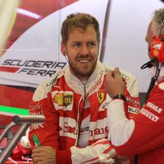 Vettel, con Alonso, pensaba que estaba "en la ciudad de México"