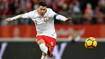 Robert Lewandowski con Polonia.