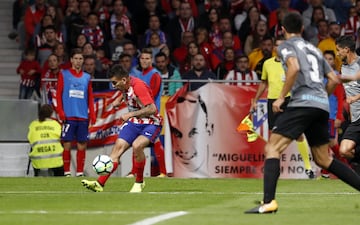 Griezmann anotó el primer gol a pase de Correa en el Wanda Metropolitano.