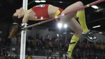 Ruth Beitia, durante la final de salto de altura en los Mundiales de Atletismo en Pista Cubierta de Portland.