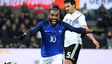 En duelo por el tercer lugar, México derrotó a Francia por un marcador de 3-1. Justamente fue Lacazette quien metió el gol de la honra para los franceses. 