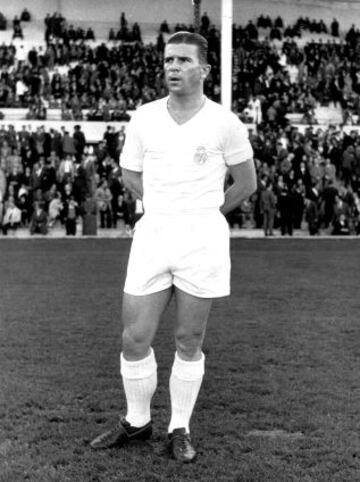 Ferenc Puskas firmó con el Real Madrid en 1958 con 31 años y algún kilo de más. Pronto demostraría su calidad y se convertiría en uno de los máximos goleadores de la historia.