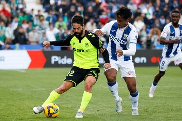 Volvió a brillar y a dirigir al Betis en su victoria en Butarque. El centrocampista, además, aportó con un gol al transformar un penalti. Sigue excelso.
