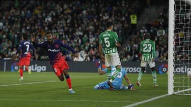 El Betis multiplica su fragilidad