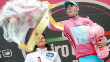 Nibali, en el podio.