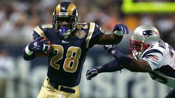 En 1999, Rams adquirieron a Faulk proveniente de Colts a cambio de un par de selecciones del draft (segunda y quinta ronda). En su primer año en St. Louis, el RB ayudó a la consolidación del 'The Biggest Show on Turf' y consiguió el título del Super Bowl XXXIV.