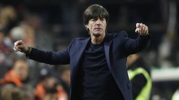 Joachim Löw ya aprende español