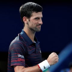 Djokovic arrasa a Millman en Tokio y consolida su número 1