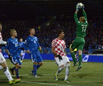 Partido de ida Islandia-Croacia. El portero Thor Halldorsson.