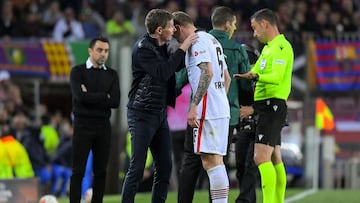 Glasner: "Pido perd車n al Bar?a por mi reacci車n en el tercer gol"