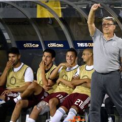 Martino, inconforme con el juego de México ante Martinica