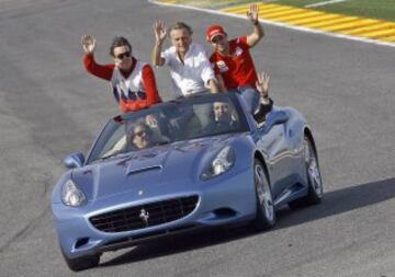 Rita Barberá, alcaldesa de Valencia, junto a los pilotos de Fórmula 1 Fernando Alonso y Felipe Massa.