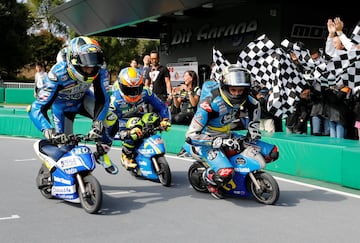 Xavier Simeon, Alex Rins y Thomas Luthi