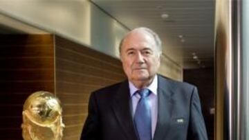 El gobierno británico pide la dimisión de Joseph Blatter