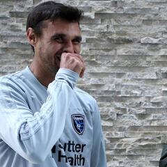 Donovan sents Wondolowski a message after he broke his record