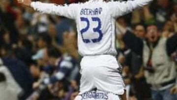 <b>COMPENETRADOS.<b> El defensa y el inglés muestran su compenetración cada partido.