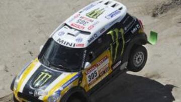 Roma gana la octava etapa y Peterhansel queda cuarto