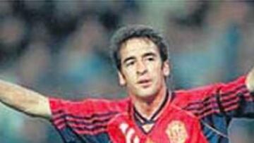 Raúl hizo el gol 800 de la selección en el 9-0 de la España de Camacho a Austria.