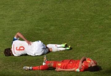 Maksim Kanunnikov y Axel Witsel.